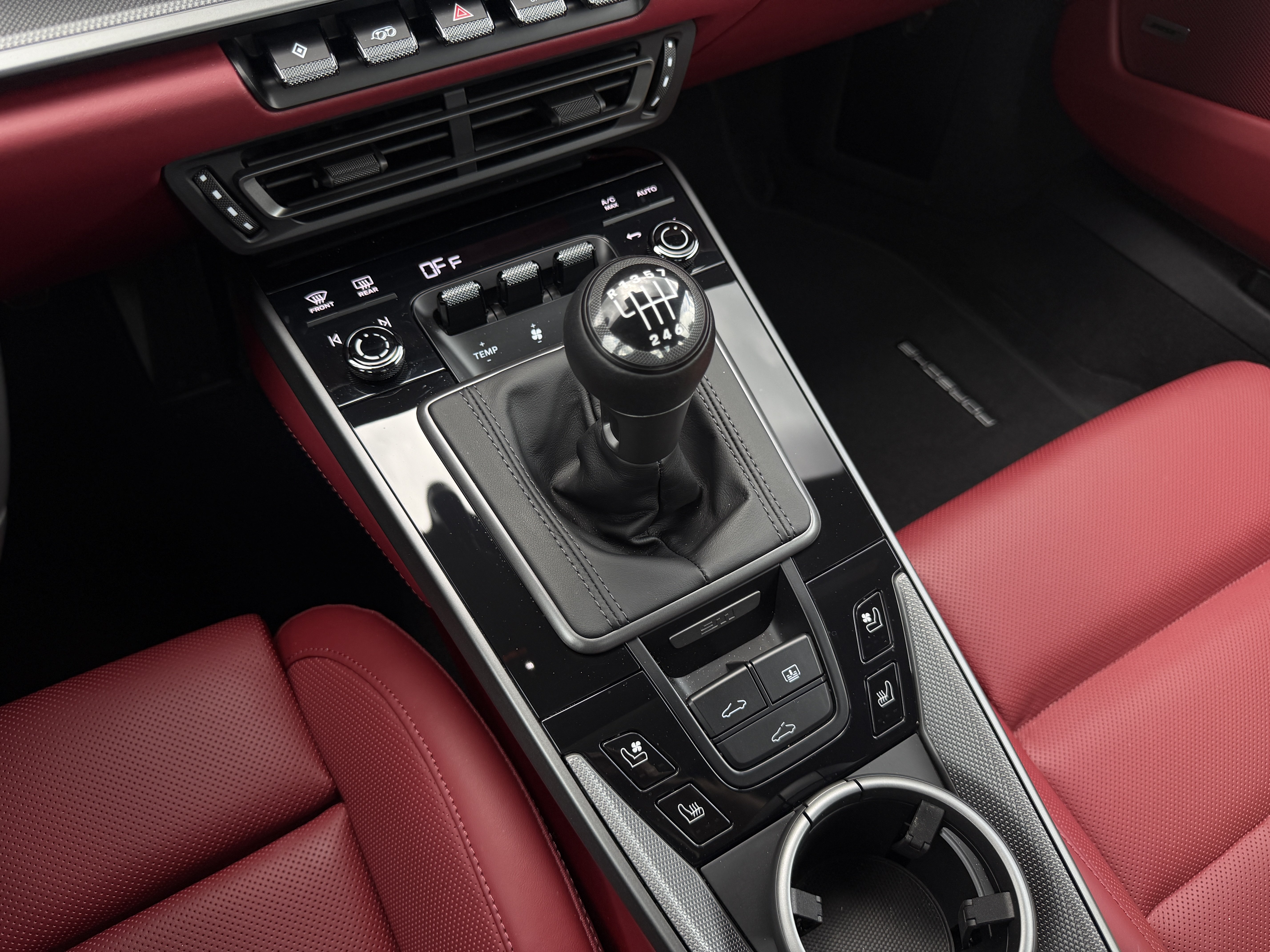 Certified 2023 Porsche 911 Carrera 4S AWD/4WD image 30