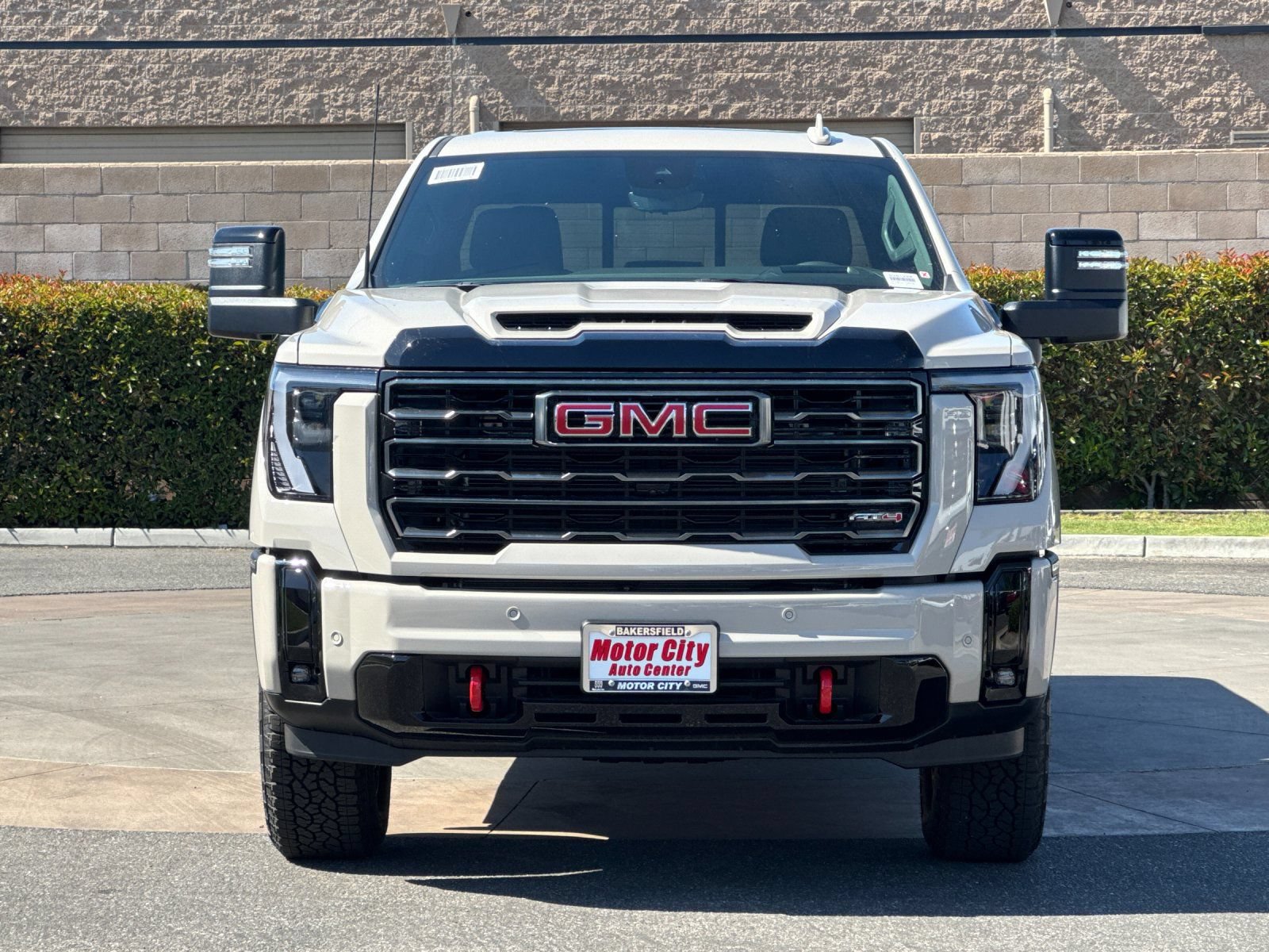New 2026 GMC Sierra 2500 AT4 w/ AT4 Premium Plus Package AWD/4WD image 9
