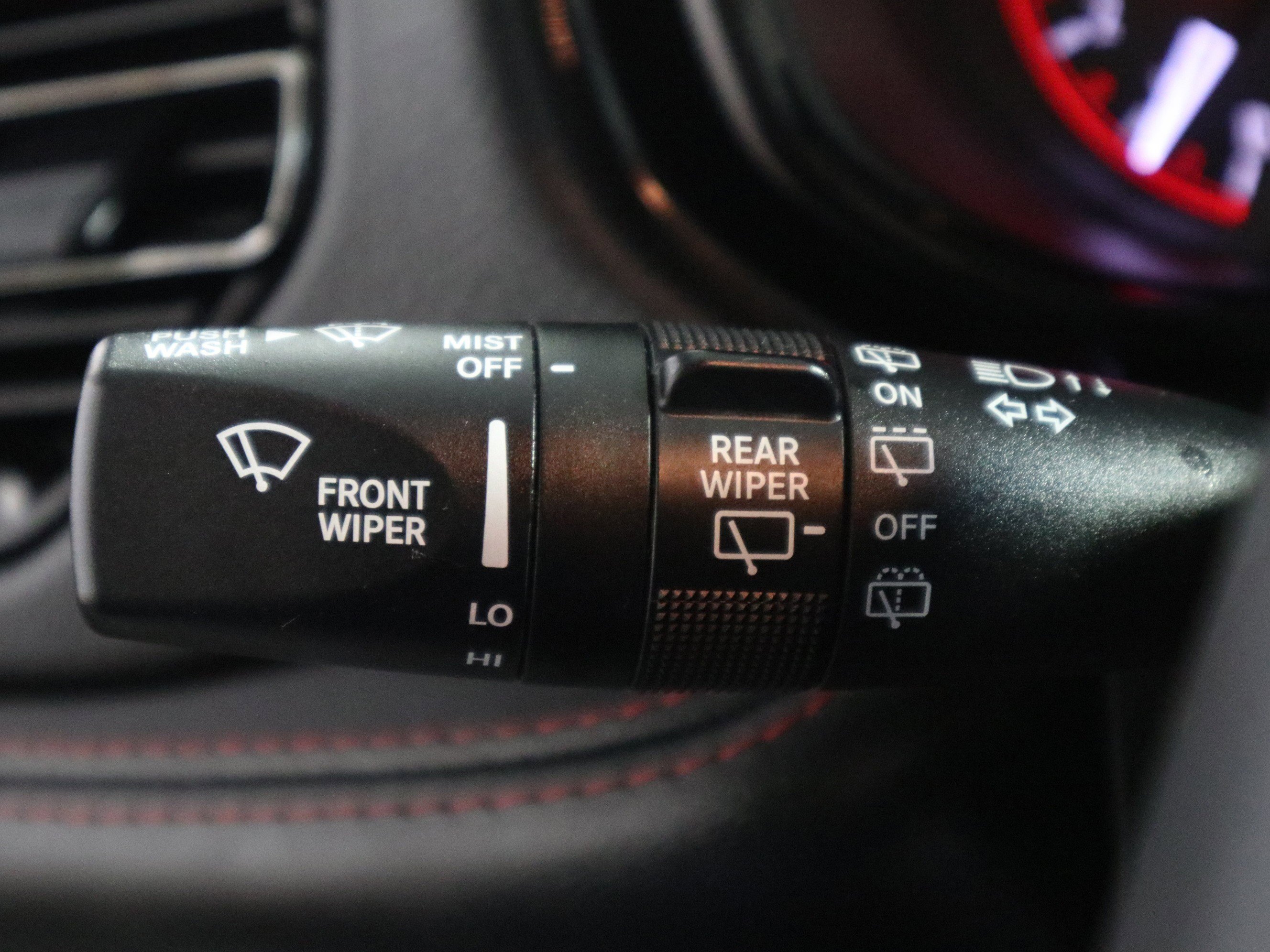 Used 2024 Dodge Durango R/T image 32