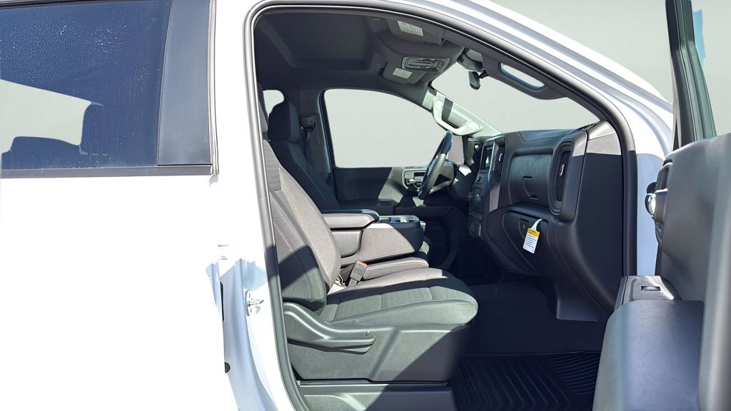 New 2026 Chevrolet Silverado 1500 Custom w/ Turbomax Blackout Package image 15