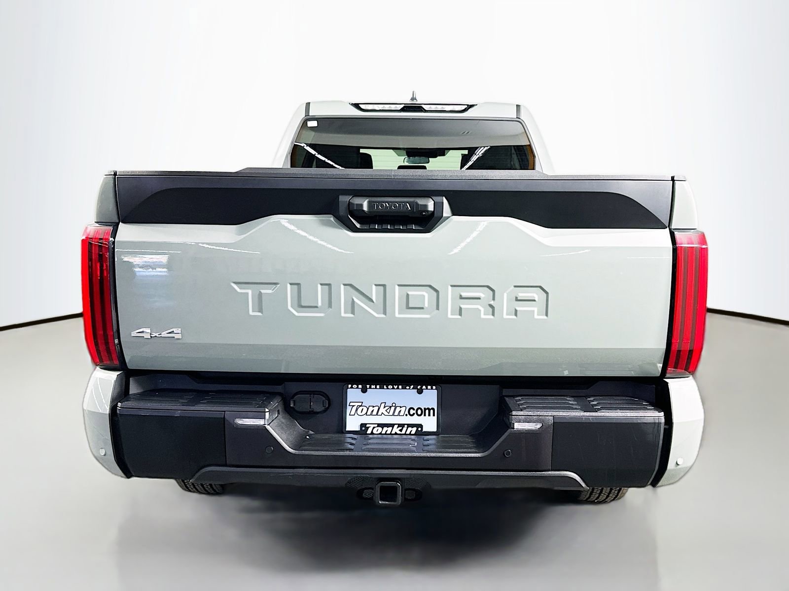 Used 2024 Toyota Tundra SR5 AWD/4WD image 6