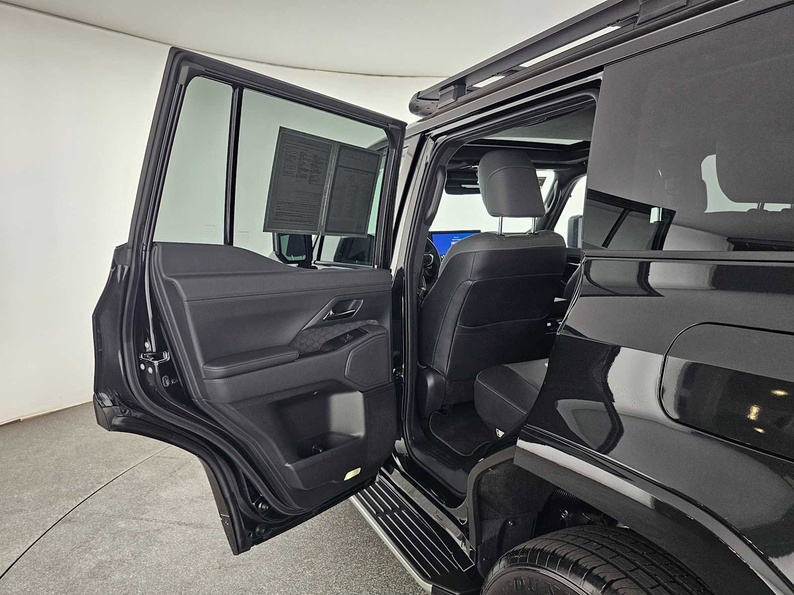 Used 2025 Lexus GX 550 image 16
