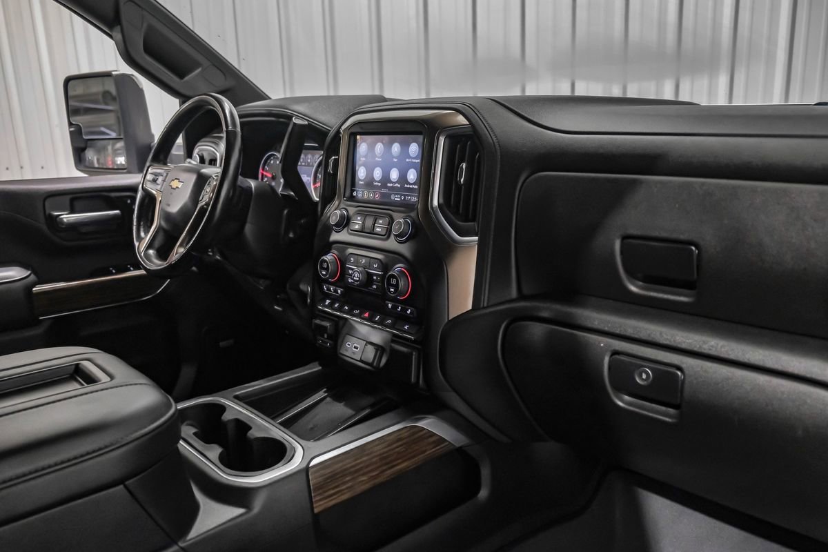 Used 2022 Chevrolet Silverado 3500 High Country image 12