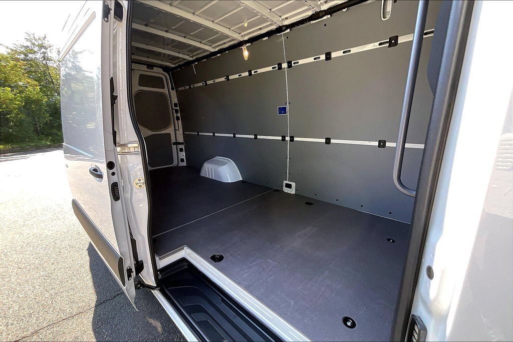 Used 2026 Mercedes-Benz Sprinter 3500 image 17