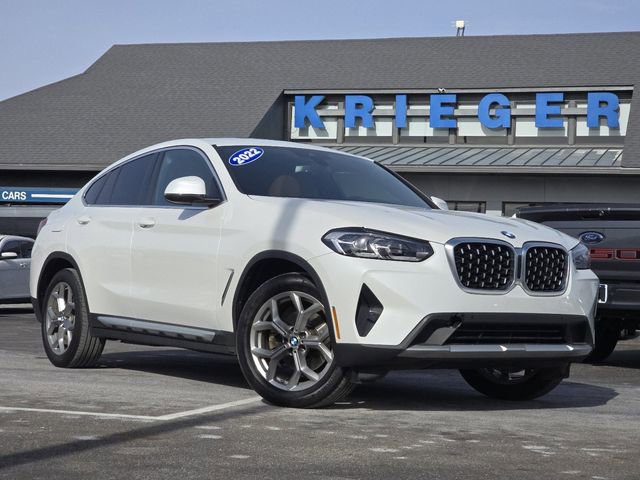 Used 2022 BMW X4 xDrive30i image 2