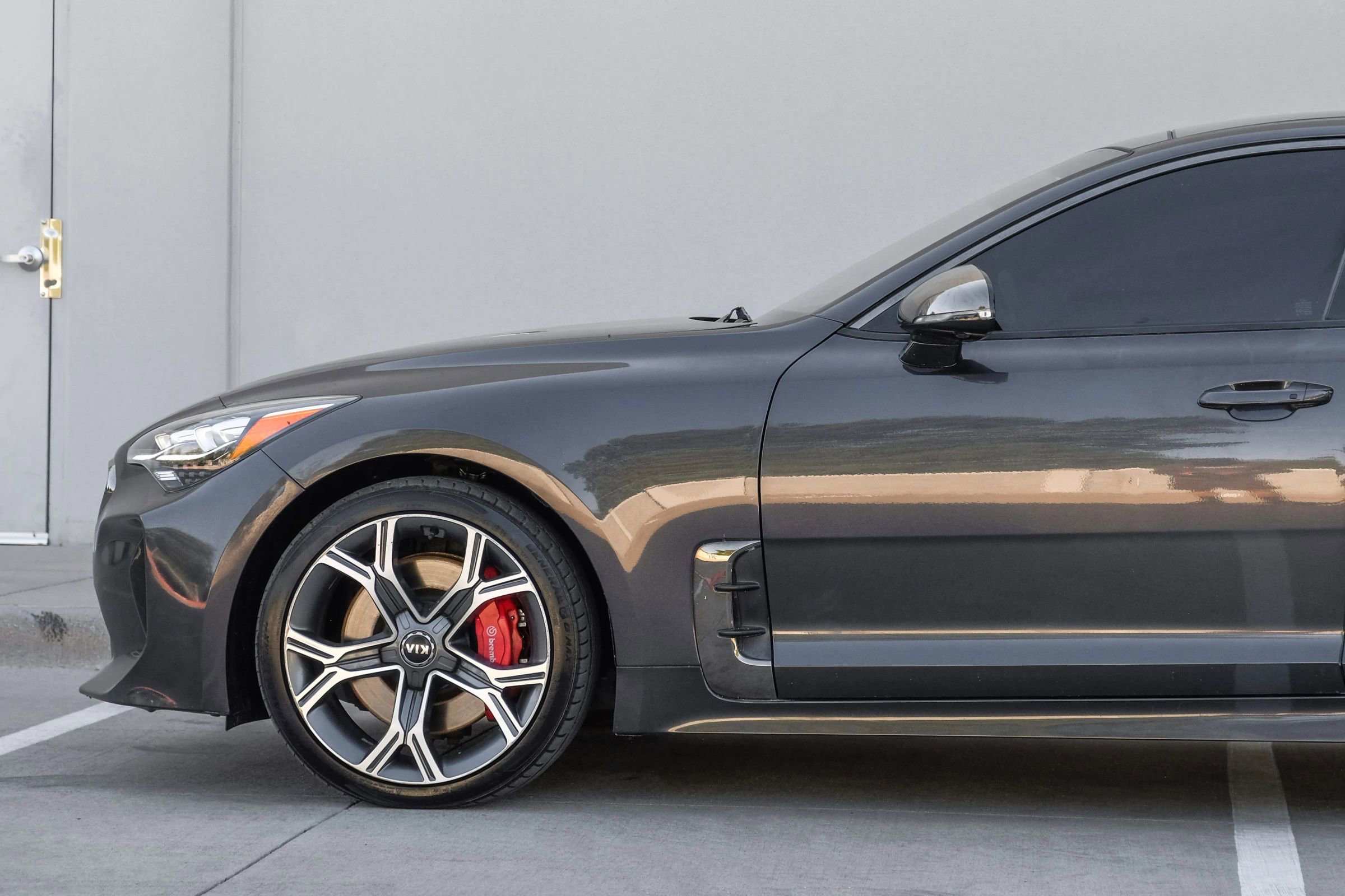 Used 2020 Kia Stinger GT2 image 6