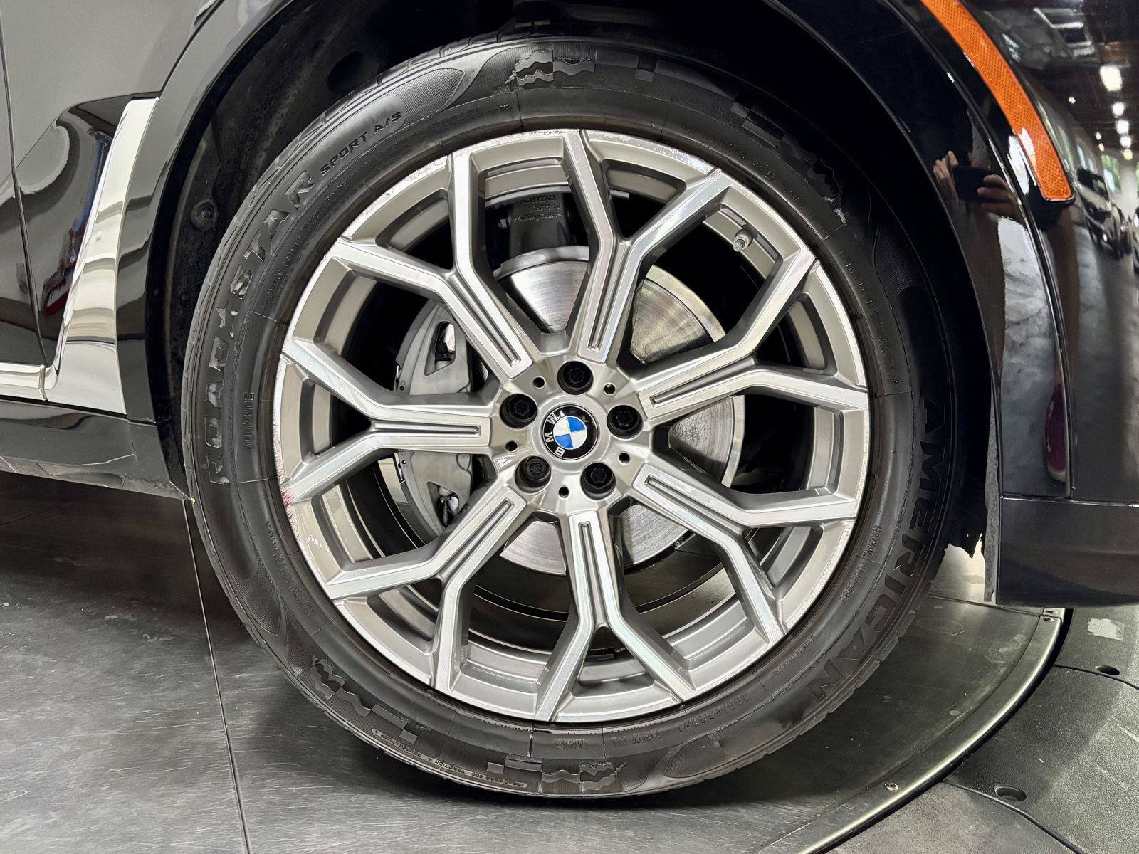 Used 2022 BMW X7 xDrive40i AWD/4WD image 12
