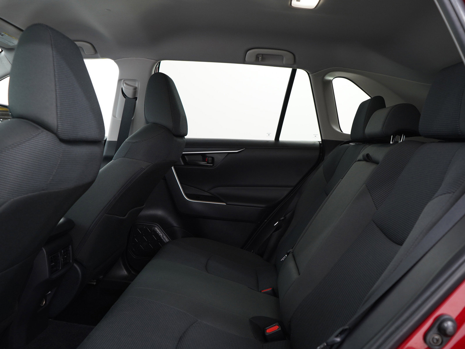 Used 2025 Toyota RAV4 LE AWD/4WD image 17