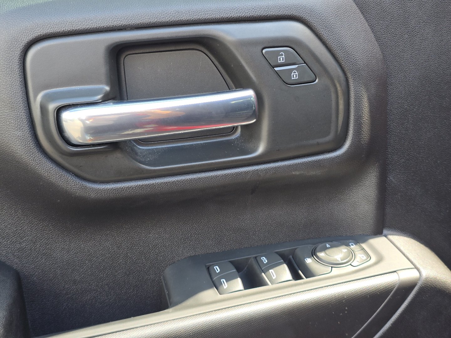 Used 2024 Chevrolet Silverado 1500 Custom Trail Boss AWD/4WD image 33