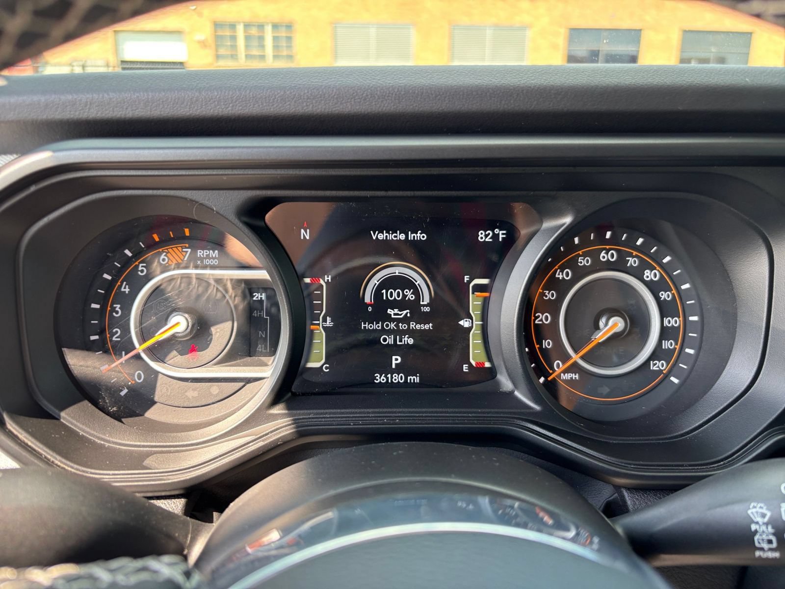 Used 2025 Jeep Wrangler Unlimited Sahara AWD/4WD image 37