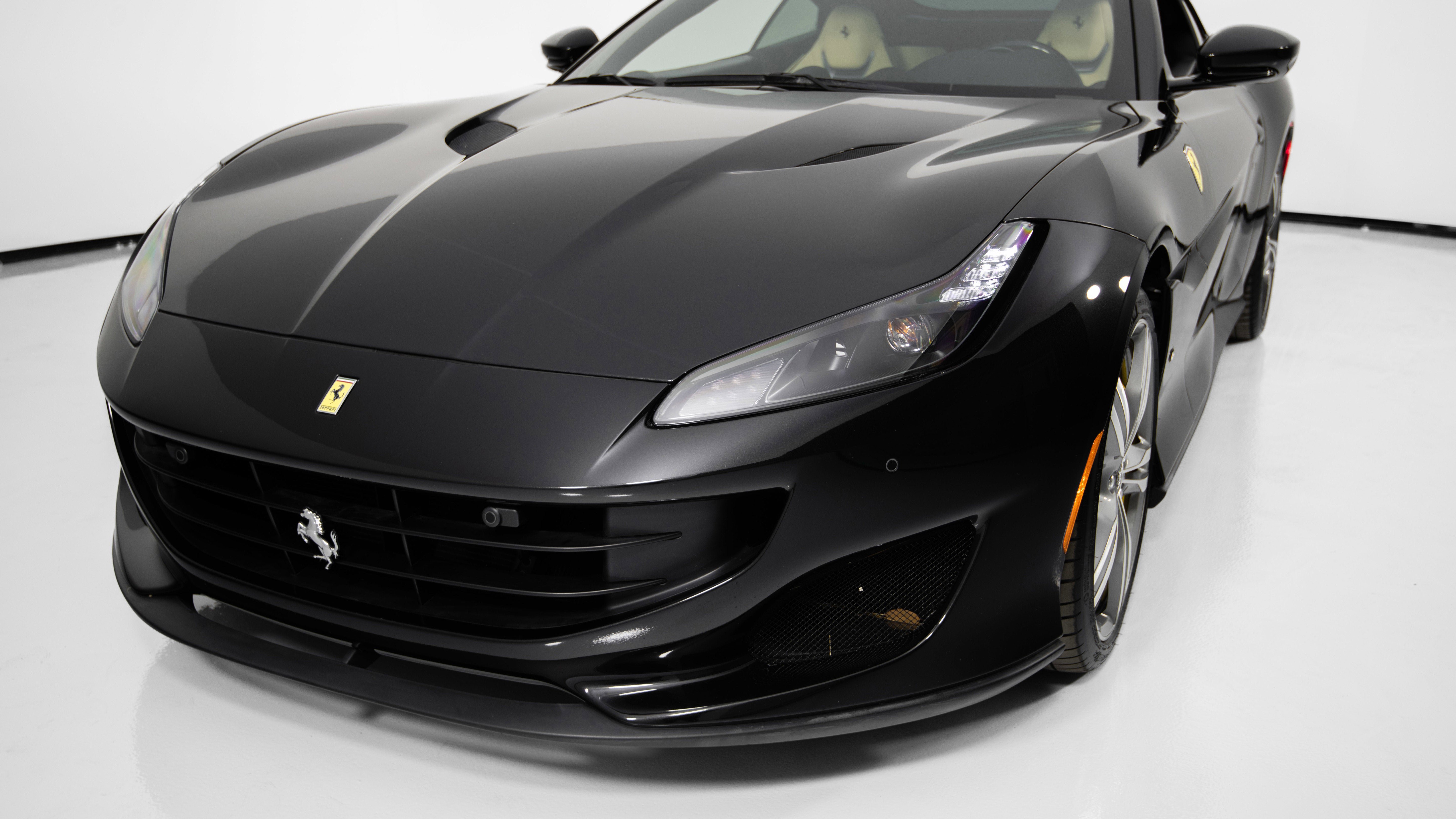 Certified 2019 Ferrari Portofino image 11