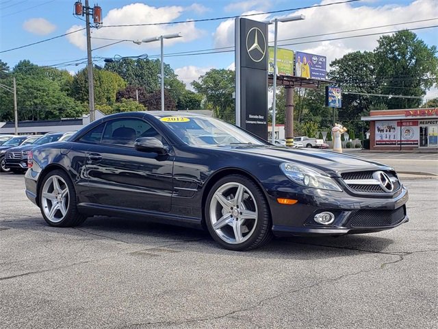 Used 2012 Mercedes-Benz SL 550 image 4