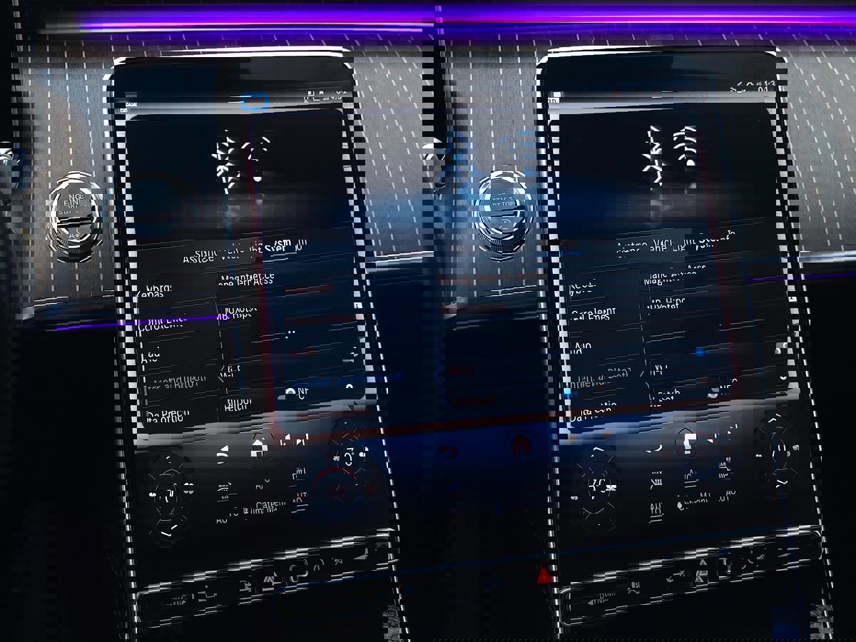 Used 2021 Mercedes-Benz S 580 4MATIC Sedan w/ Warmth & Comfort Package image 77