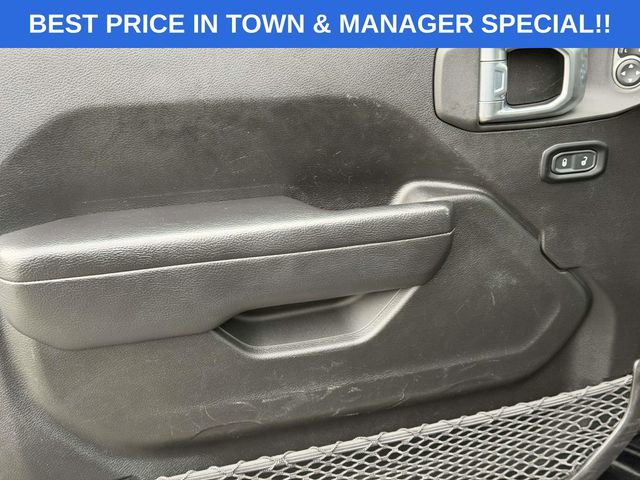 Used 2023 Jeep Gladiator Sport image 12