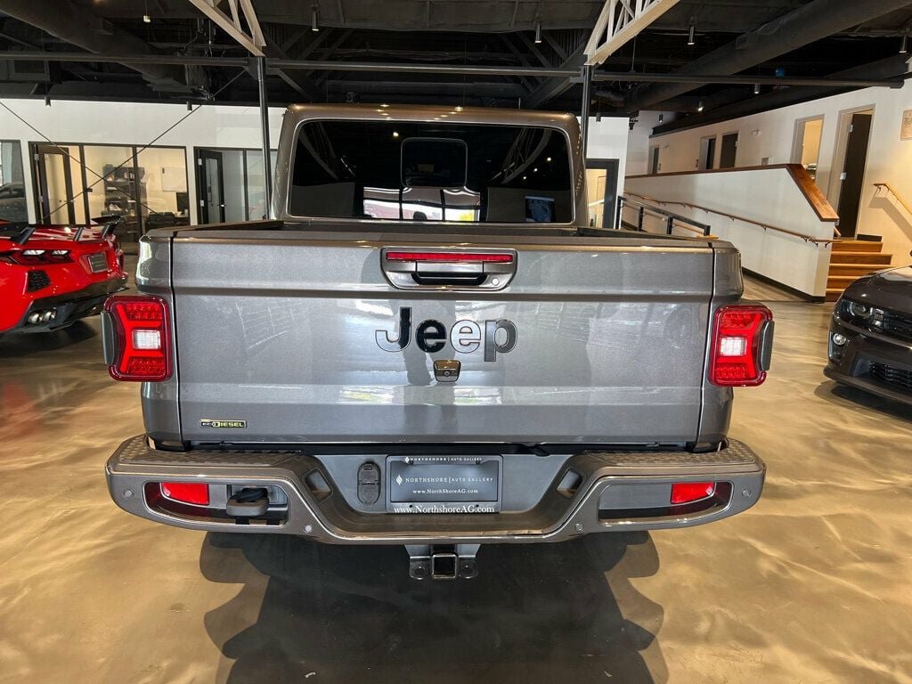 Used 2021 Jeep Gladiator Overland AWD/4WD image 6