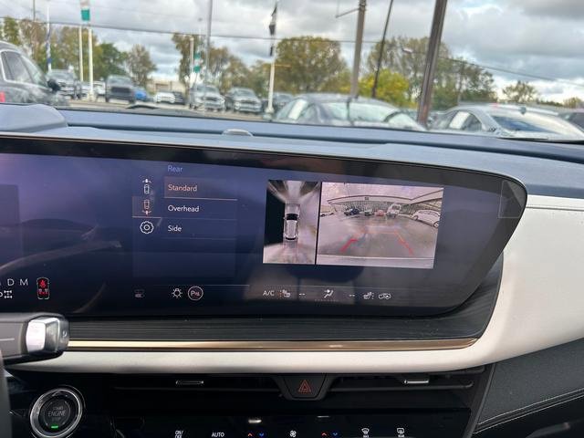 Used 2024 Buick Envision Avenir image 15