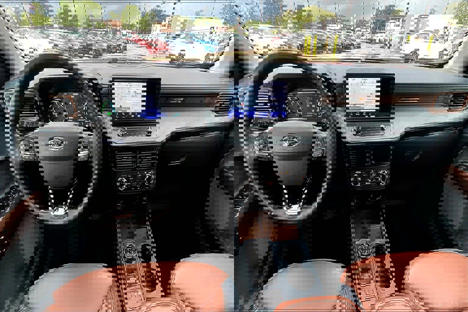 Used 2024 Ford Maverick Lariat image 14