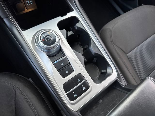 Used 2022 Ford Explorer XLT image 15