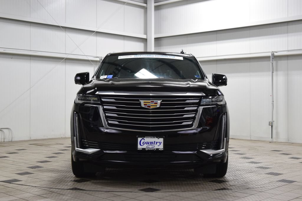 Used 2024 Cadillac Escalade ESV Premium Luxury Platinum AWD/4WD image 2