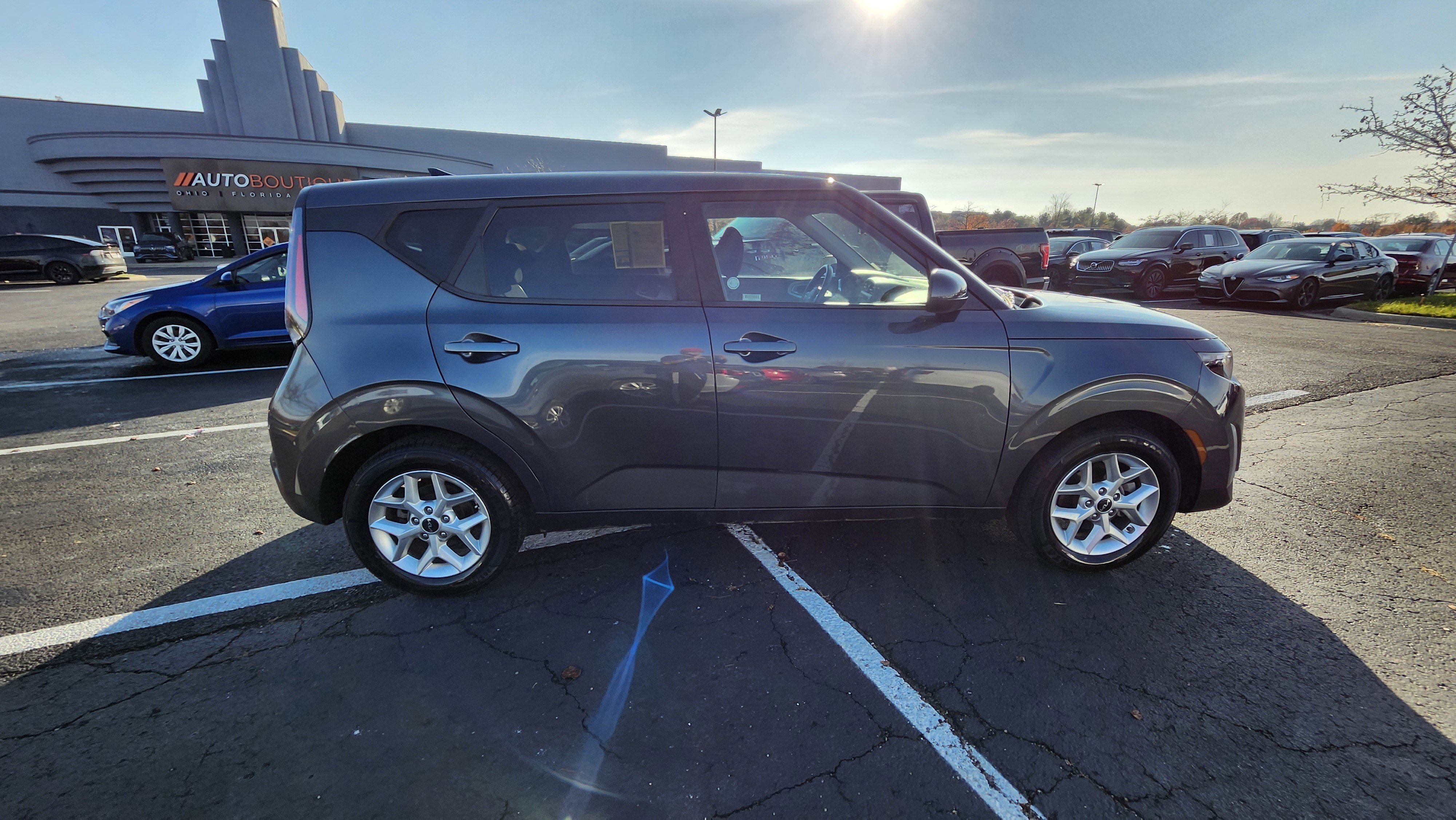 Used 2023 Kia Soul LX w/ Option Group 015 image 14