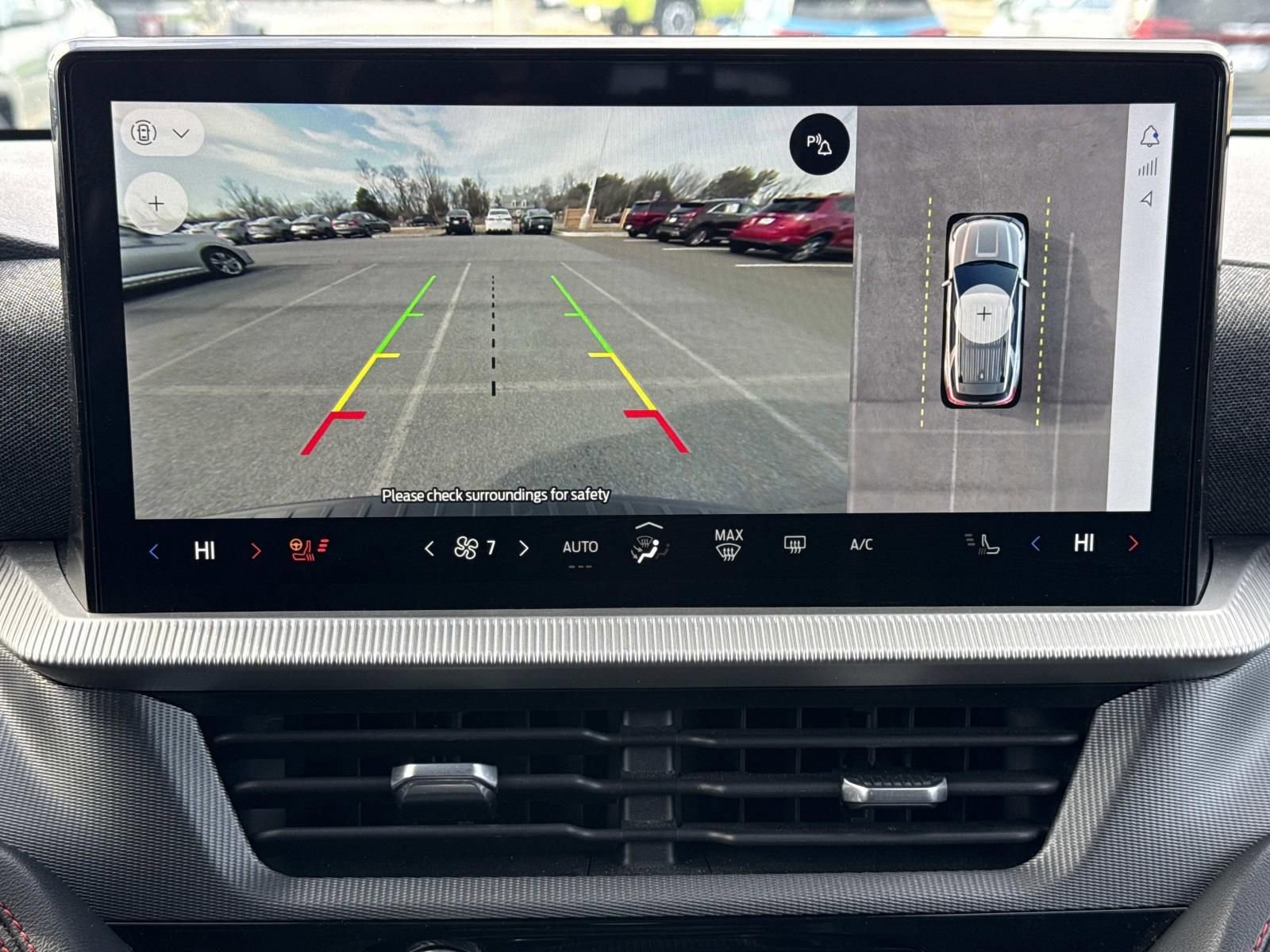 Used 2025 Ford Explorer ST-Line image 10