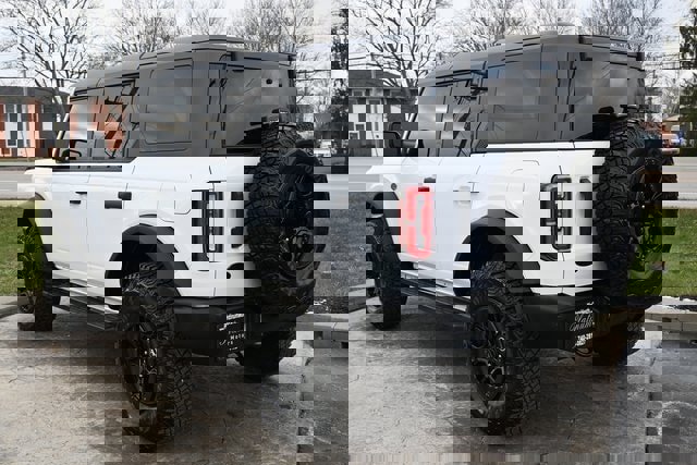 Used 2023 Ford Bronco Wildtrak image 7