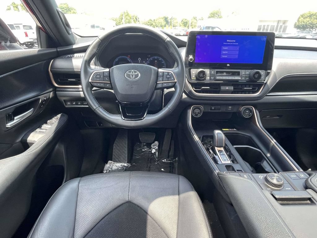 Used 2024 Toyota Grand Highlander AWD Hybrid image 21