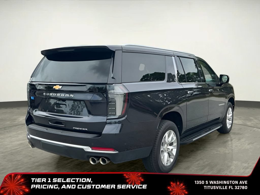 Used 2025 Chevrolet Suburban Premier RWD image 9
