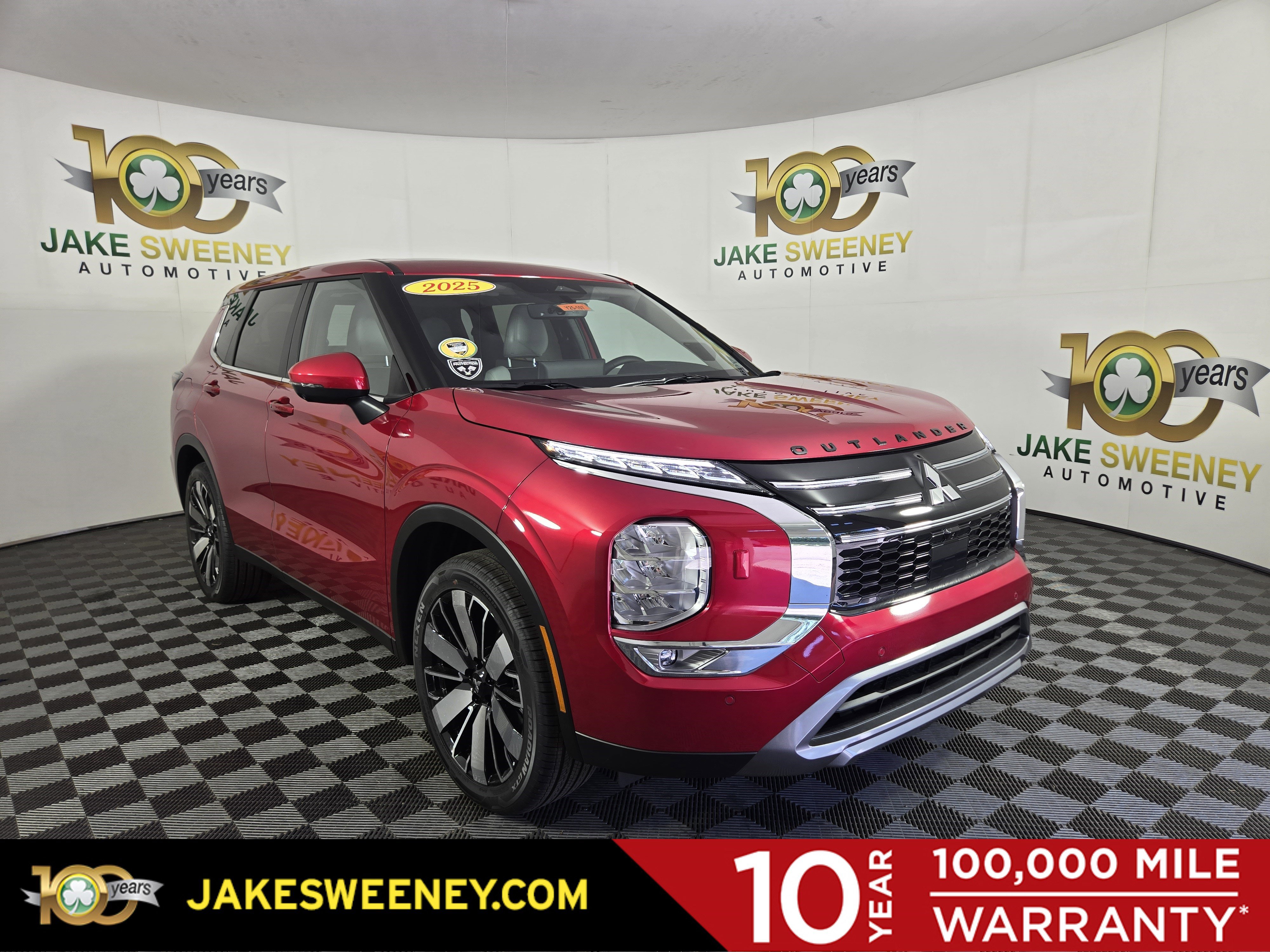 New 2025 Mitsubishi Outlander SE image 1