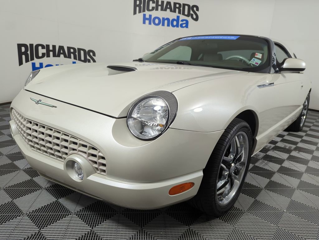 Used 2005 Ford Thunderbird 50th Anniversary image 1