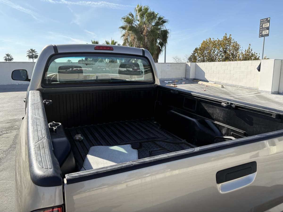 Used 2008 Toyota Tacoma 2WD Regular Cab image 10