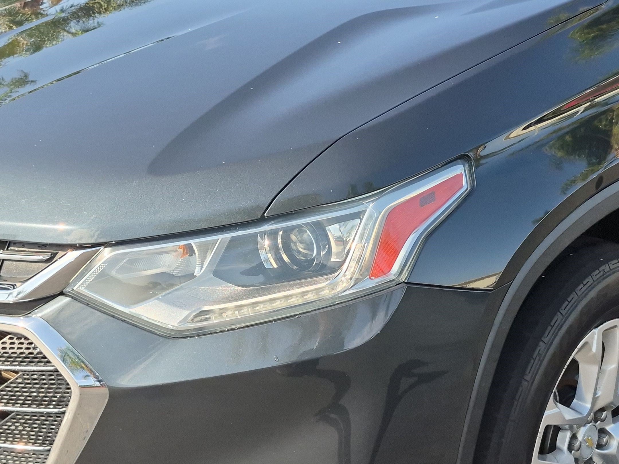 Used 2021 Chevrolet Traverse LT AWD/4WD image 6