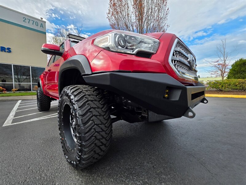 Used 2016 Toyota Tacoma TRD Off-Road w/ Premium & Technology Package AWD/4WD image 10