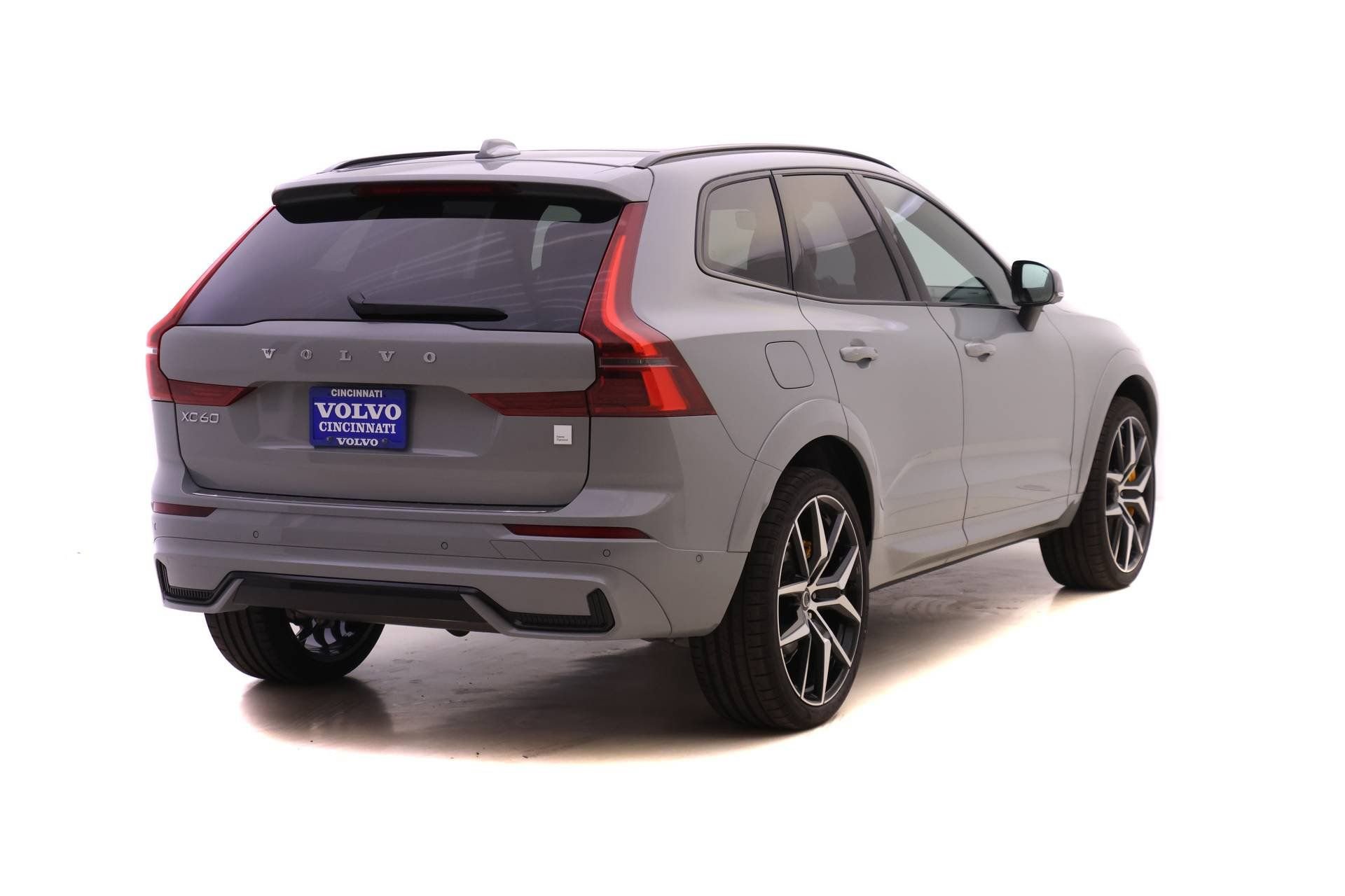 New 2026 Volvo XC60 T8 Polestar w/ Protection Package Premier image 4