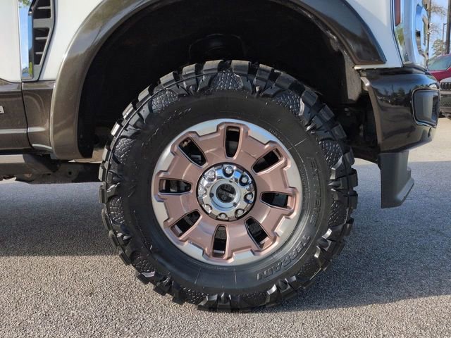 Used 2024 Ford F350 King Ranch w/ FX4 Off-Road Package image 10