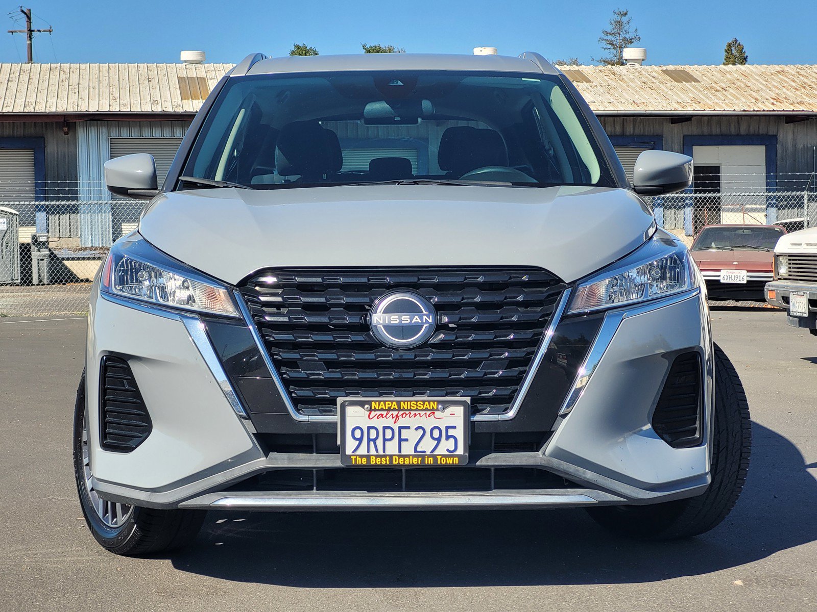 Certified 2022 Nissan Kicks SV FWD image 2