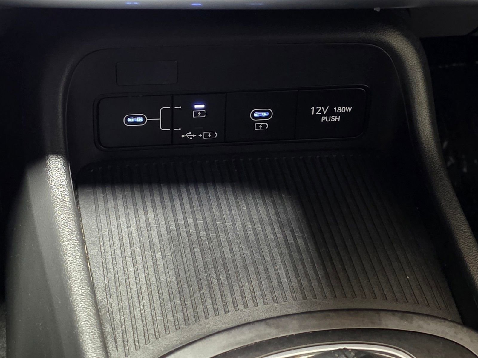 Certified 2024 Hyundai Kona SE FWD image 28