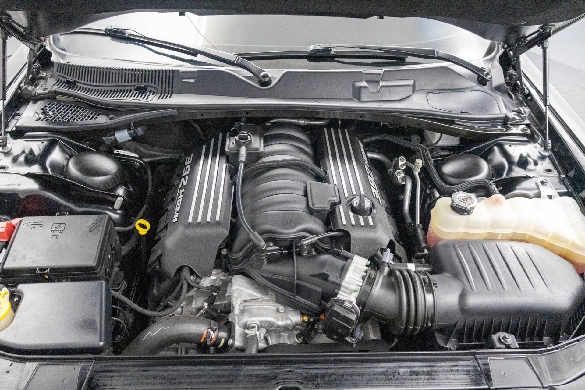 Used 2022 Dodge Challenger R/T Scat Pack RWD image 29