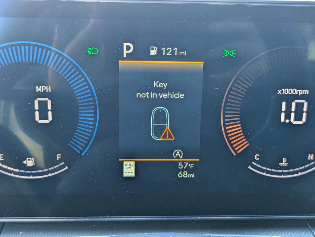 New 2026 Hyundai Santa Fe SE FWD image 9