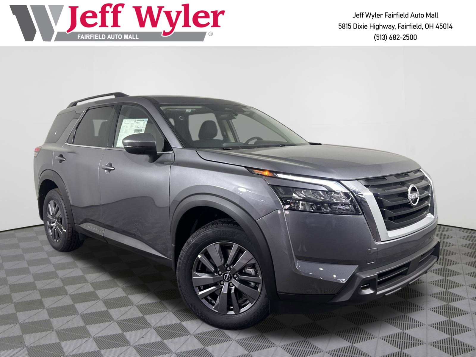 New 2025 Nissan Pathfinder SV