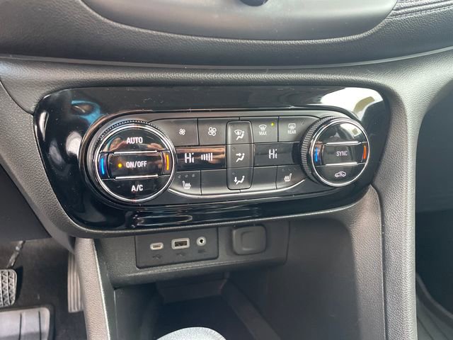 Used 2023 Buick Encore GX Select w/ Experience Buick Package image 36