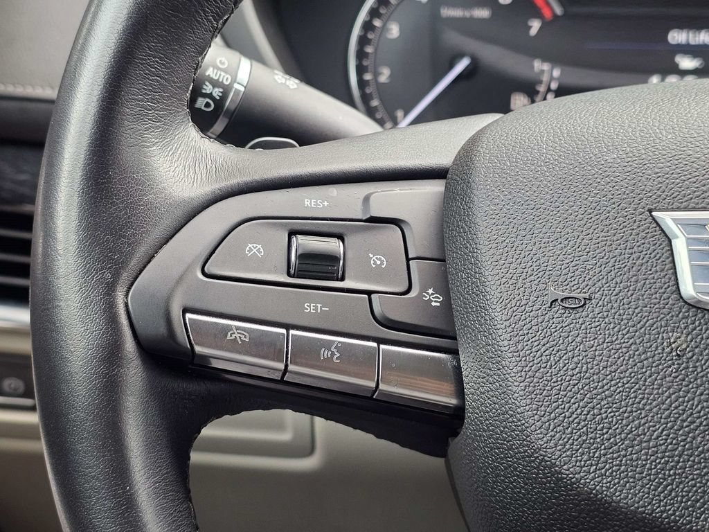Used 2023 Cadillac XT4 Premium Luxury FWD image 26