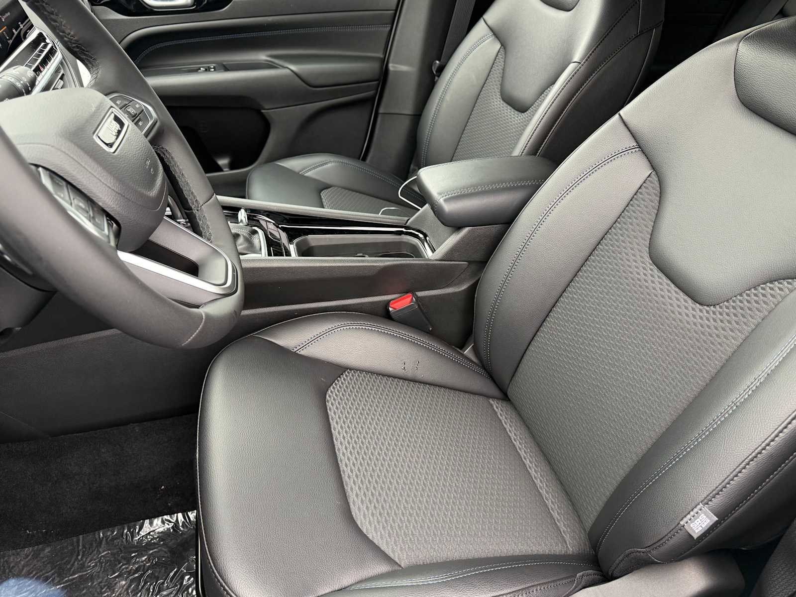 New 2026 Jeep Compass Latitude AWD/4WD image 7