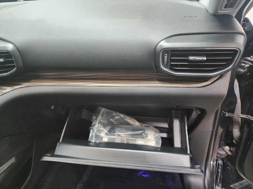 Used 2021 Ford Explorer Limited image 38