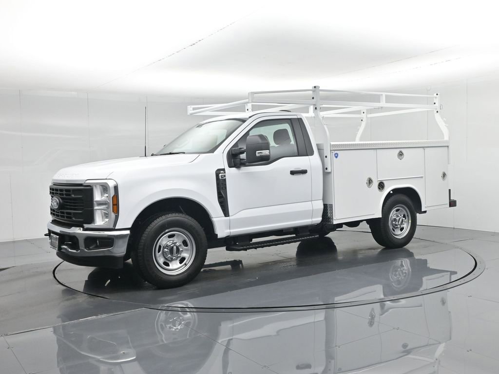 New 2026 Ford F350 XL w/ XL Chrome Package image 38