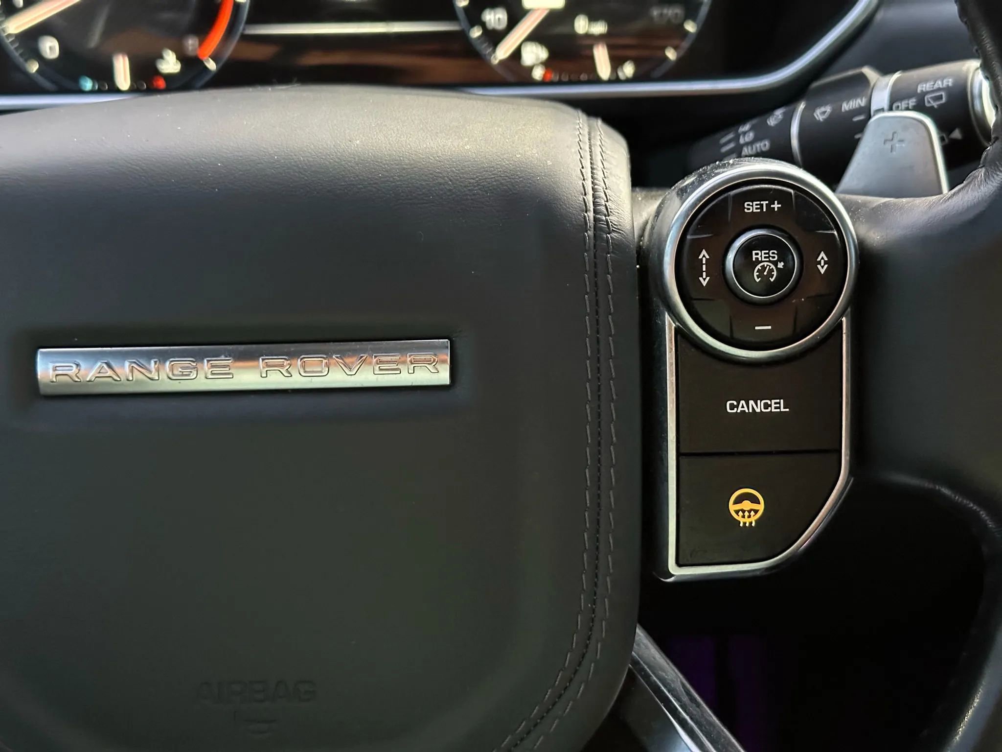 Used 2015 Land Rover Range Rover Long Wheelbase Autobiography image 51