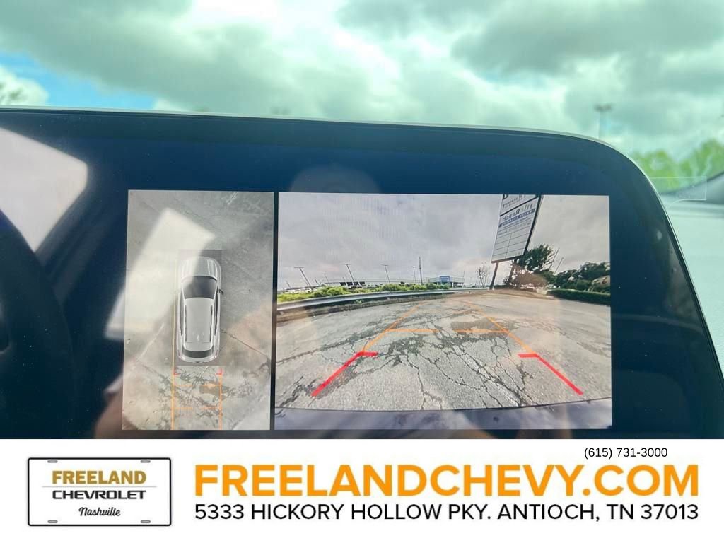 New 2025 Chevrolet Equinox EV LT w/ Convenience Package II image 25