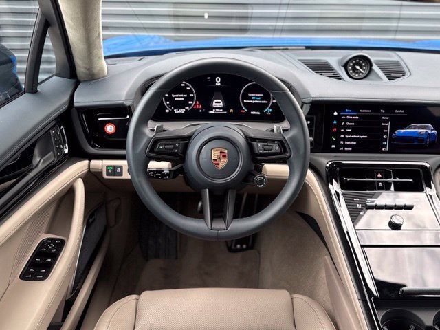 Used 2026 Porsche Panamera GTS AWD/4WD image 19