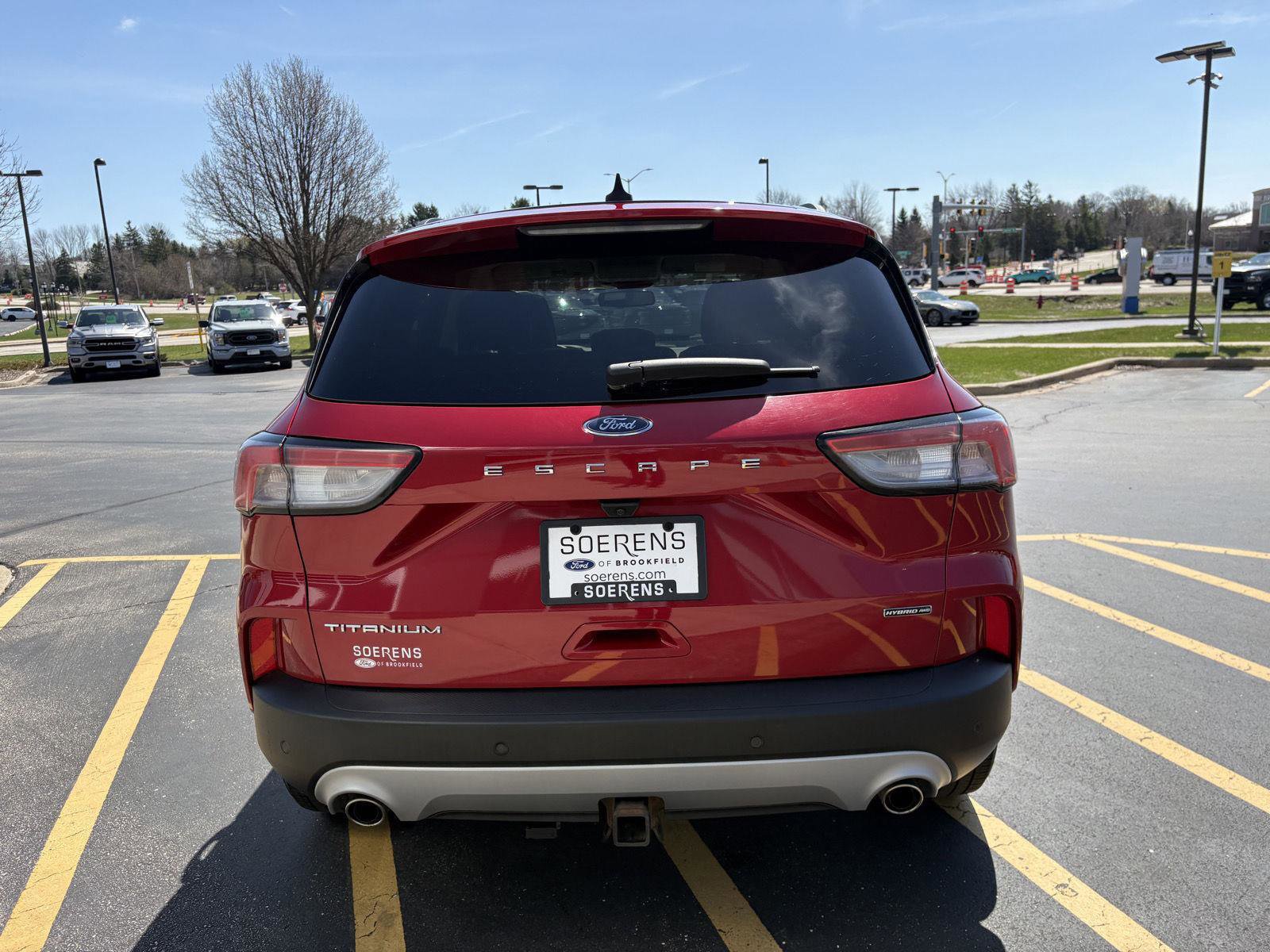 Used 2022 Ford Escape Titanium w/ Class II Trailer Tow Package image 5