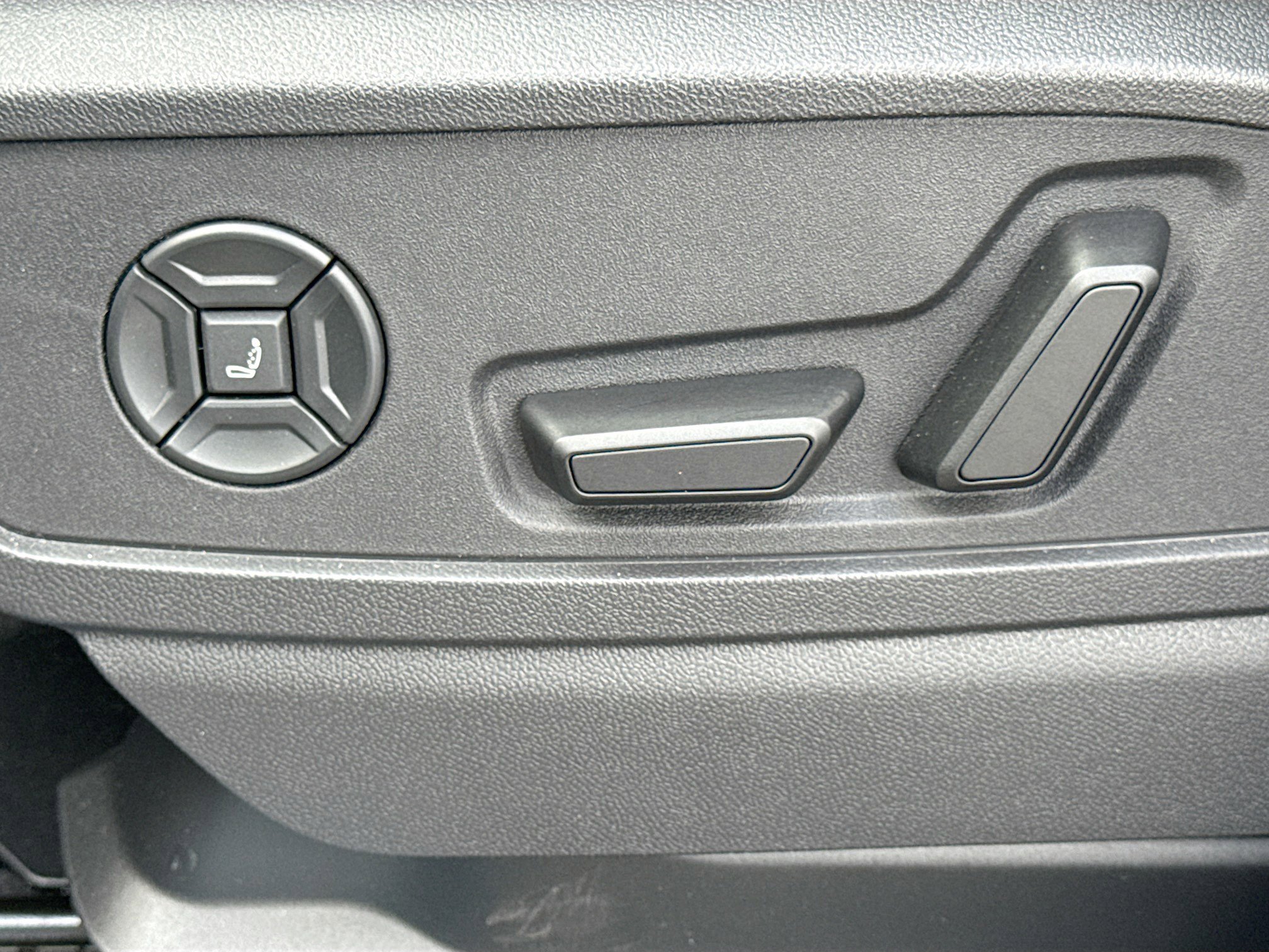 New 2026 Audi SQ5 Premium Plus AWD/4WD image 23